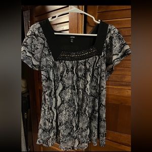 Apt. 9 Snakeprint 1X blouse